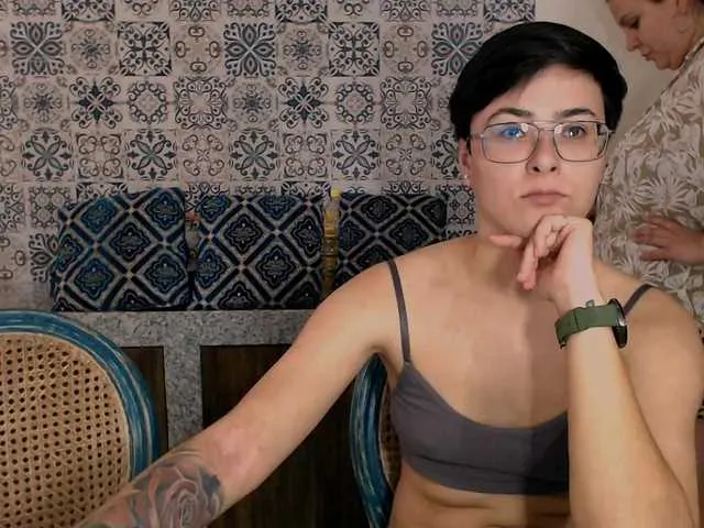 dreamteamgirls – webcam model profile photo