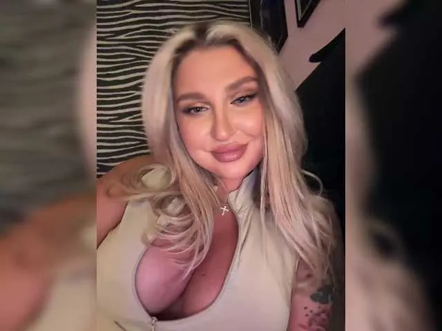 Kotofeyka1 – webcam model profile photo