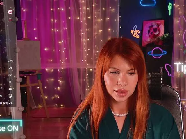 KristinaMoon – webcam model profile photo