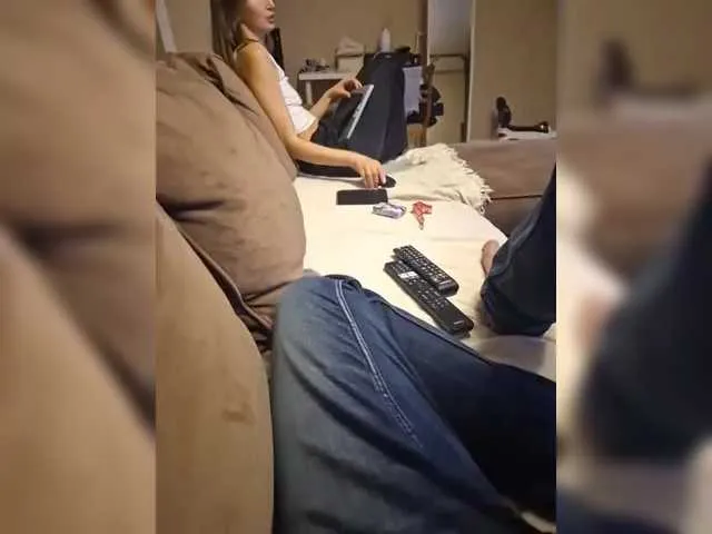 Loveisg – webcam model profile photo