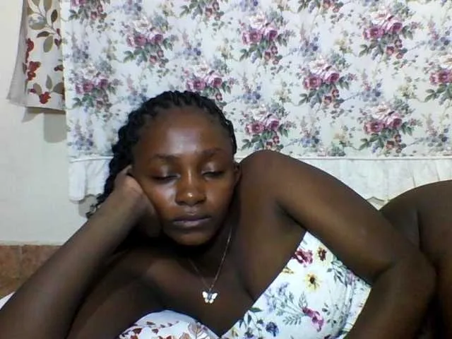 Sexydolly3 – webcam model profile photo