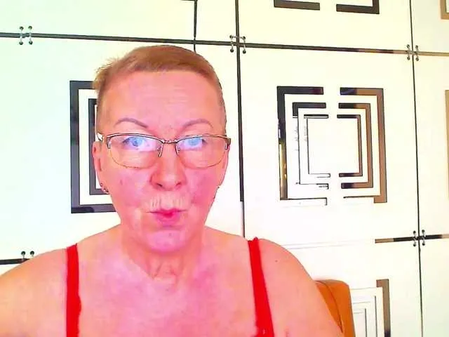 Svetulya50 – webcam model profile photo