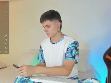 dustinlevine – webcam model profile photo