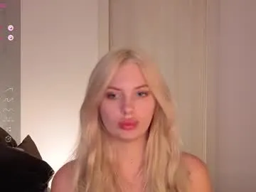 sweetcherryblonde – webcam model profile photo