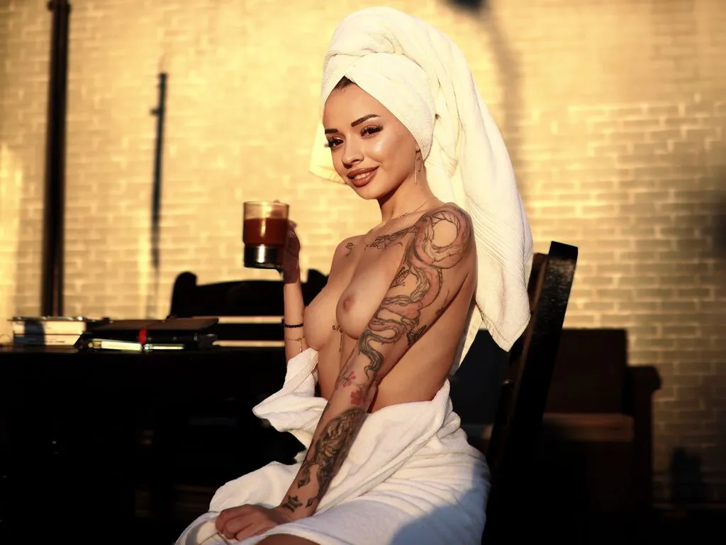 KayaBelle – webcam model profile photo