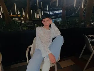 CamiLoz – webcam model profile photo