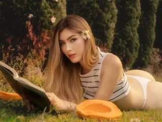 LauraFord – webcam model profile photo