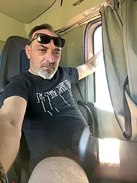 dzhakar – webcam model profile photo