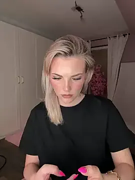 Foxy_Bite – webcam model profile photo