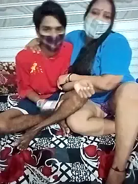 LoveOnStream – webcam model profile photo