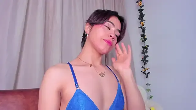 Michell_pineda – webcam model profile photo