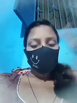 posewith – webcam model profile photo